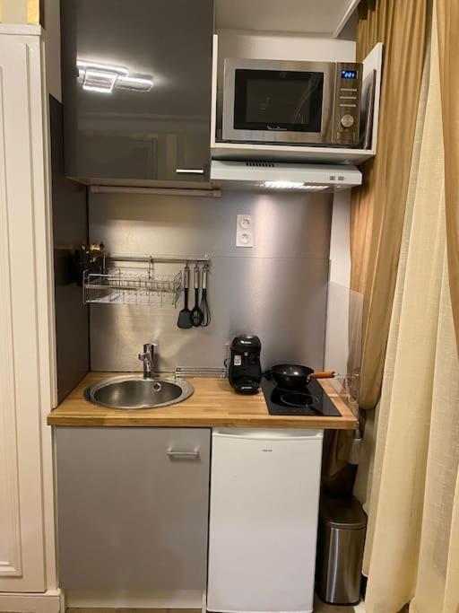 Premium Studio 2 Minutes Walk From Champs-Elysees 巴黎 外观 照片