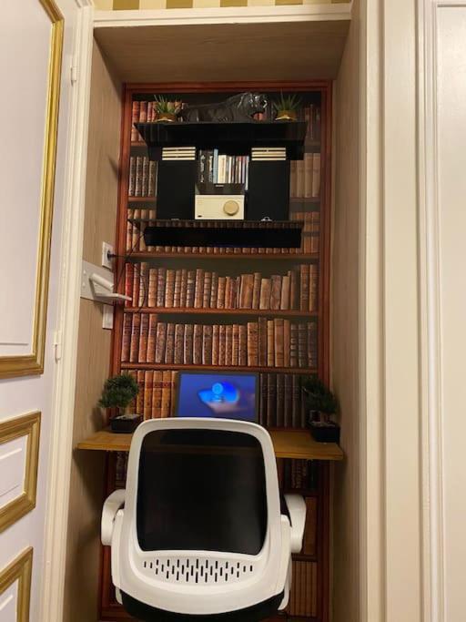 Premium Studio 2 Minutes Walk From Champs-Elysees 巴黎 外观 照片